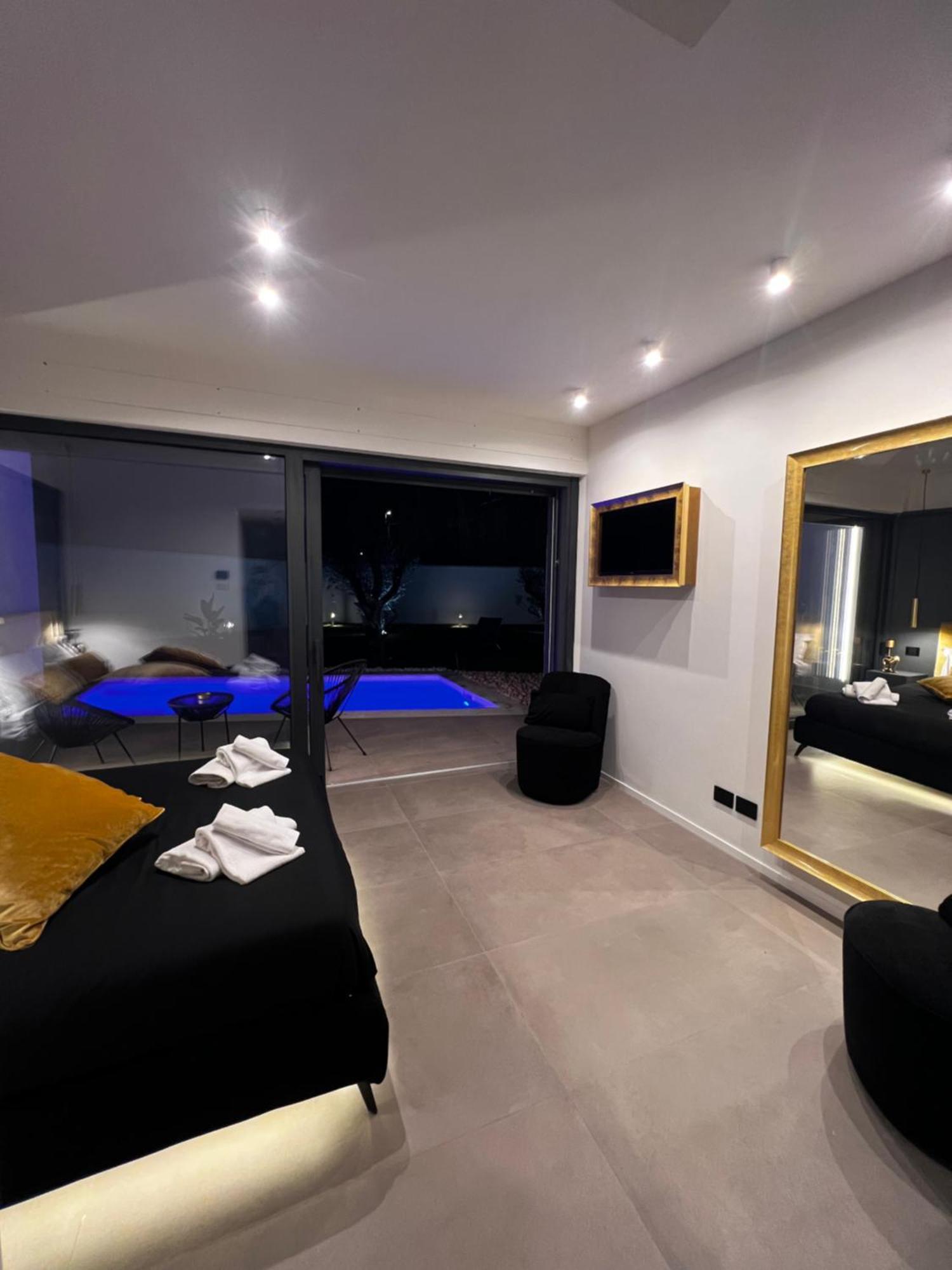 Luxury In The Jungle Villa Formello Kültér fotó